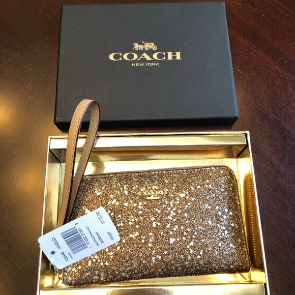 Coach Handbags - Coach phone wallet